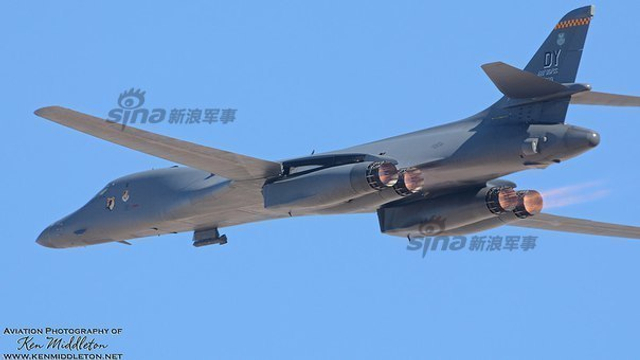 美B1轰炸机部署澳威胁中国舰艇