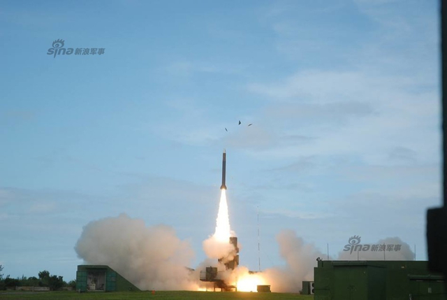 “高雄地检署”曝光台湾导弹发射瞬间画面