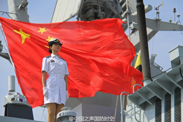 亮剑太平洋！中国海军编队首次海上航行补给