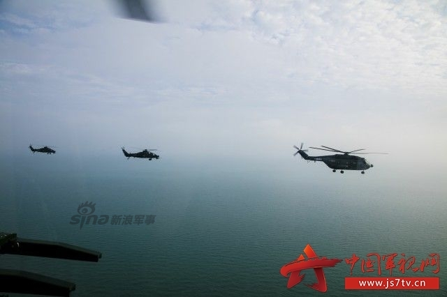 掠海超低空飞行!42军大批武直10奔赴南海演习