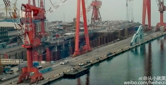 国产航母建造现场最新照