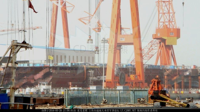 国产航母究竟何时完工?建造现场最新照片曝光