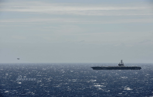 中美南海演习对比：解放军射导弹 美军轻松