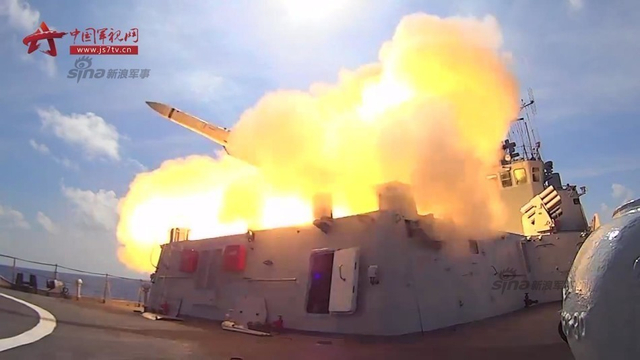 中国海军南海大演习全程震撼画面 多位上将观摩