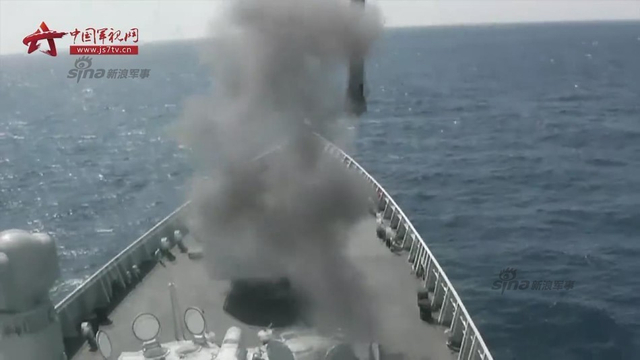 中国海军南海大演习全程震撼画面 多位上将观摩