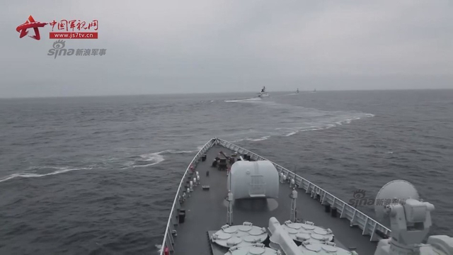 中国海军南海大演习全程震撼画面 多位上将观摩
