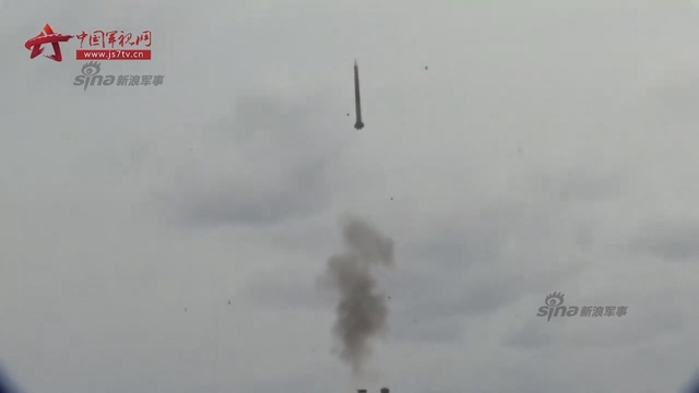 中国海军南海大演习全程震撼画面 多位上将观摩