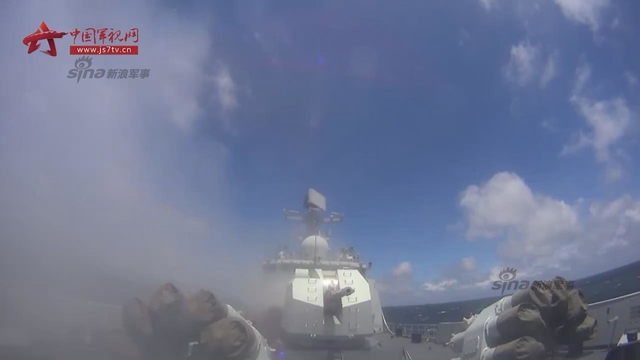 中国海军南海大演习全程震撼画面 多位上将观摩