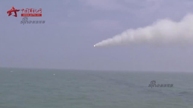 中国海军南海大演习全程震撼画面 多位上将观摩