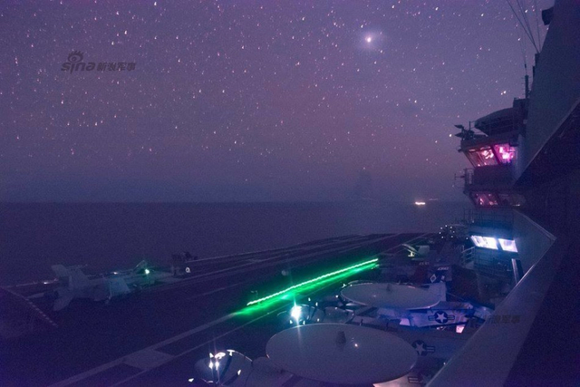 美国巡洋舰巡航在南海 破坏这里安宁