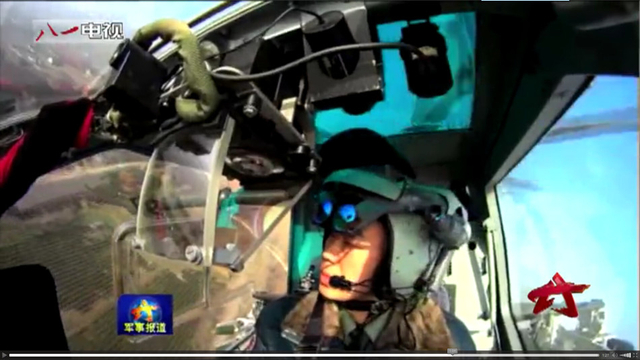 我陆航所有作战部队列装武直10 异形头盔抢眼