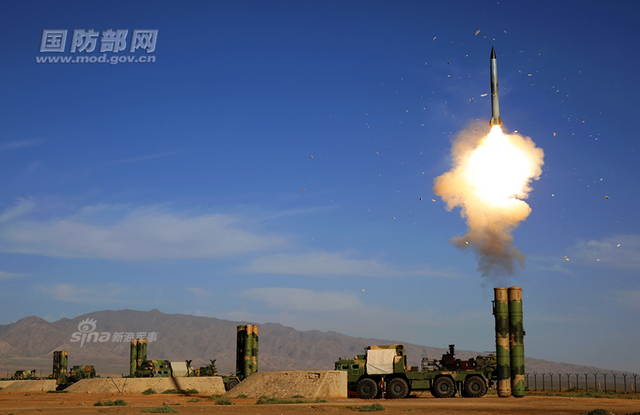 红旗9抗饱和发射！中国空军导弹师防空实弹演习