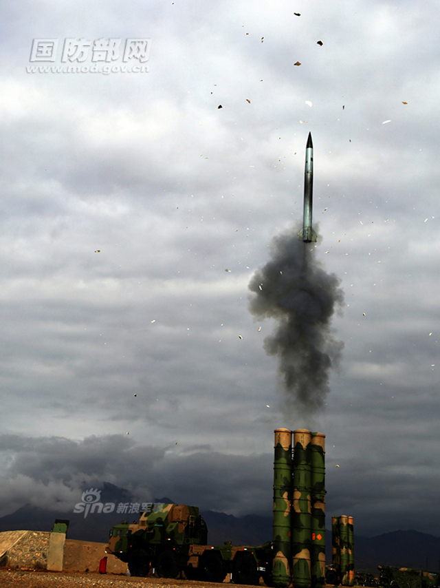 红旗9抗饱和发射！中国空军导弹师防空实弹演习