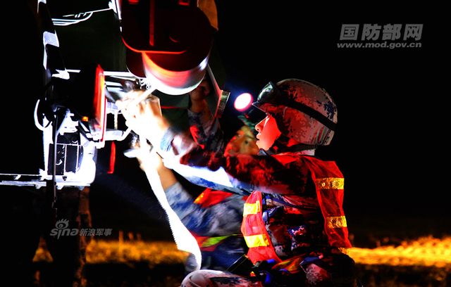 红旗9抗饱和发射！中国空军导弹师防空实弹演习
