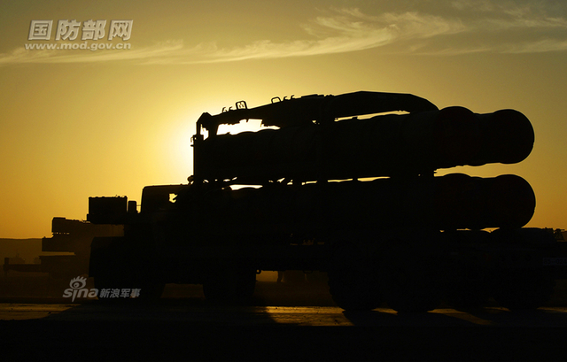 红旗9抗饱和发射！中国空军导弹师防空实弹演习