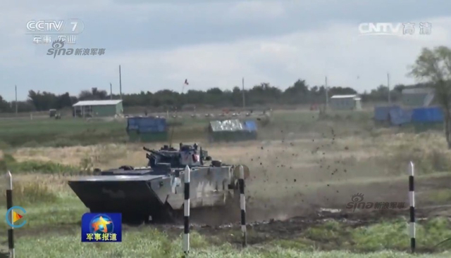 05式大战俄制步战！中国陆战队角力海上登陆赛