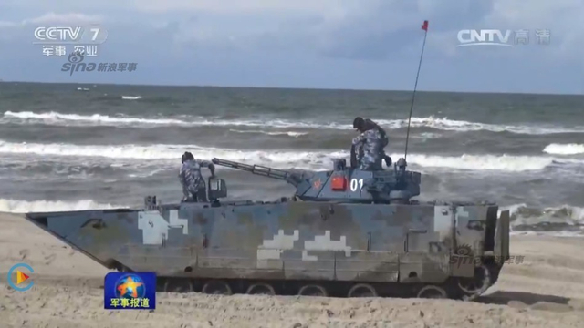 05式大战俄制步战！中国陆战队角力海上登陆赛