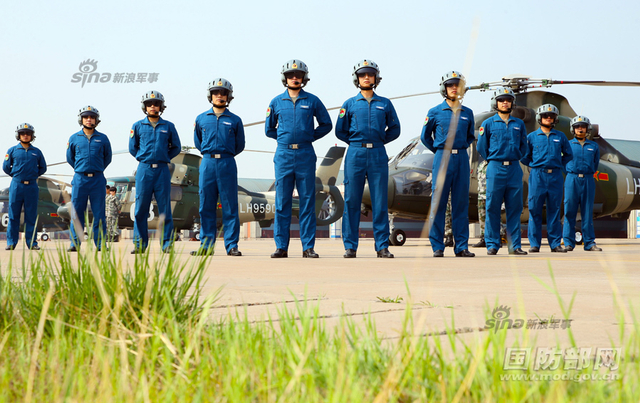 解放军的树梢杀手！中国陆航直升机一天天增多