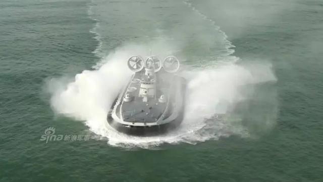 中国野牛舰在南海突击数百海里