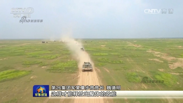 59坦克真不少！解放军第26集团军重装甲群出动