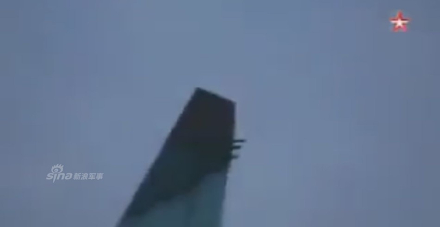 俄图22M3和苏34轰炸机从伊朗出发炸is