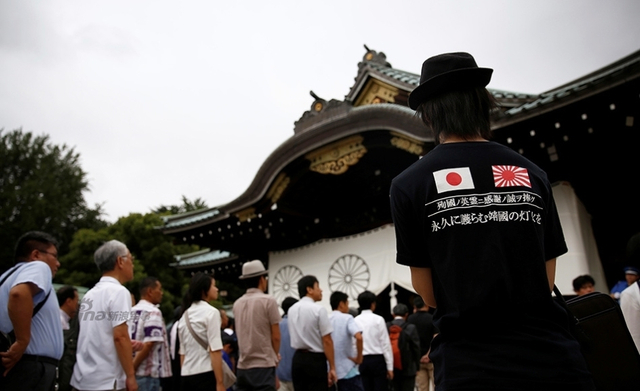 还贼心不死！8·15日本战败日右翼分子“拜鬼”