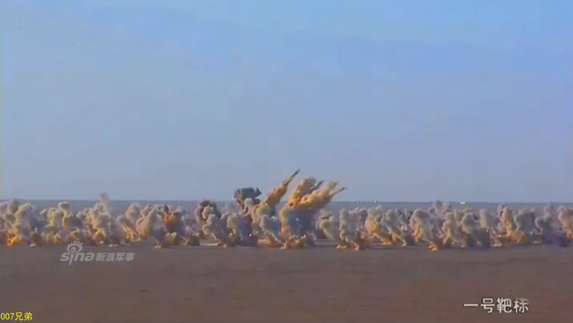 首见火箭军东风16使用子母弹攻击模拟机场猛图