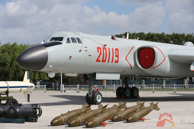 轰6K轰炸机首次对公众展示 多次巡航南海