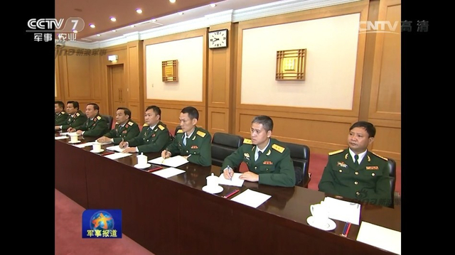 越南防长访华 向毛主席纪念堂献花篮并瞻仰遗容