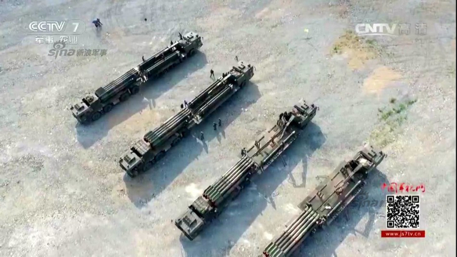 对岸你怕不!解放军东部战区射03式远程火箭炮
