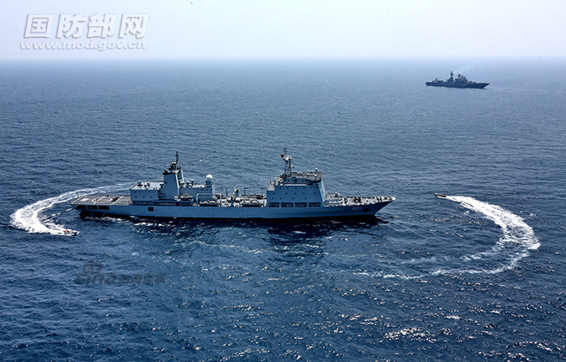 中俄海上联合军演配合默契 美海军实弹演习回应