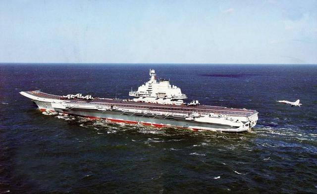 技术一点不比美国差！中国两种航母弹射器就位