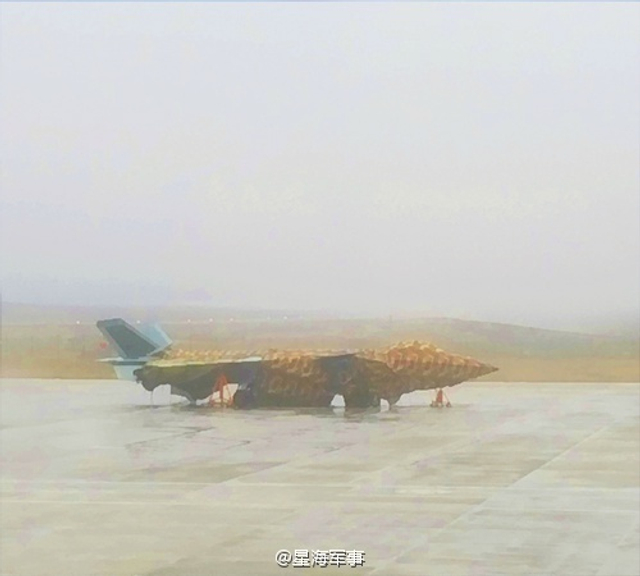 疑似中国歼11D上高原！印度你的小心肝还好吗