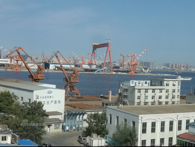 中国001A型国产航母舰岛即将完工