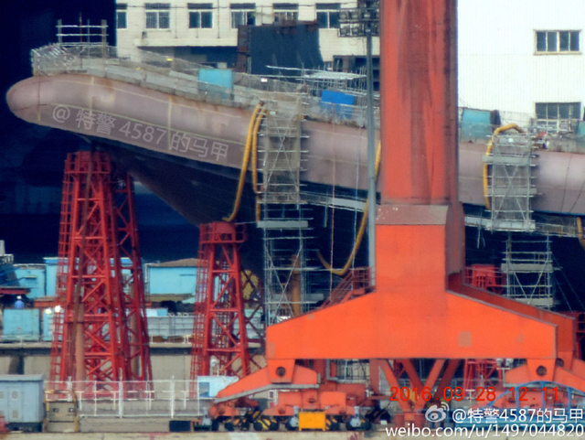 中国001A型国产航母舰岛即将完工