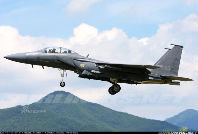 韩国叫嚣的本钱：60架美制F-15K战机虎视眈眈