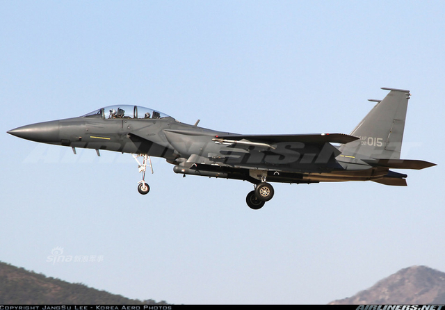 韩国叫嚣的本钱：60架美制F-15K战机虎视眈眈