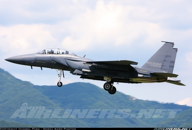 韩国叫嚣的本钱：60架美制F-15K战机虎视眈眈