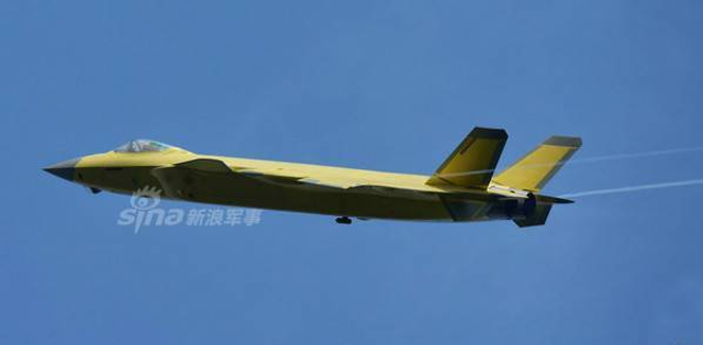 中美俄五代机细节比拼：歼20制造工艺复杂精细