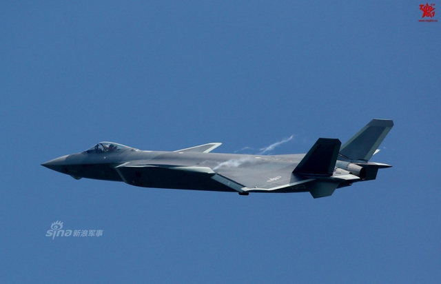 歼20这一刻中国军迷等了6年