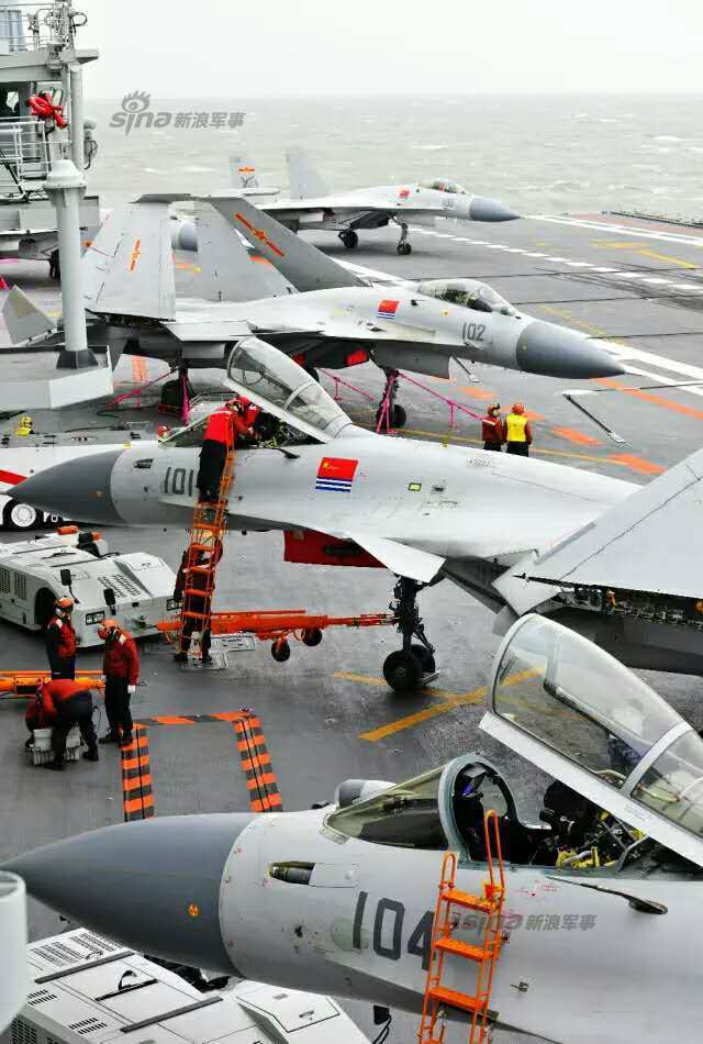 中国航母上的兵王:辽宁舰骨干技术士官群曝光