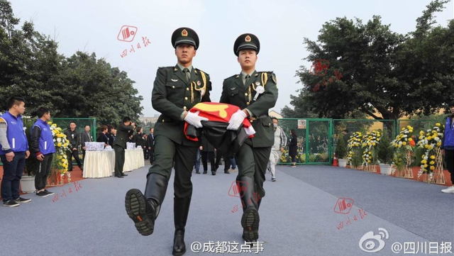 “金孔雀”余旭要回家了！让我们送她最后一程