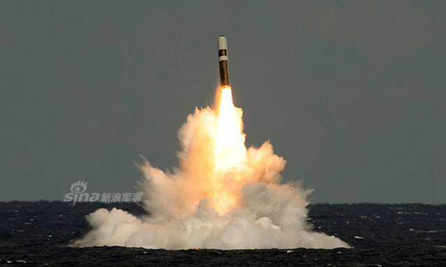 中美潜射导弹比拼:巨浪2不如三叉戟仍需努力