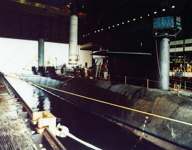 中美潜射导弹比拼:巨浪2不如三叉戟仍需努力