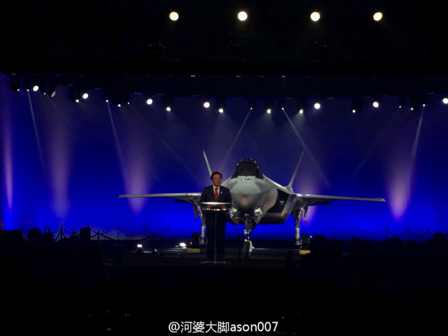 追歼20步伐！日本首架F35和飞行员去美国培训