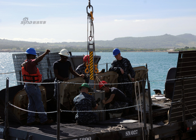 准备对付中国?美军核潜艇装战斧导弹垂发装置