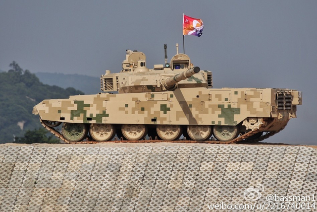 荡平IS!中国售伊拉克的VT4坦克和96B坦克酷图