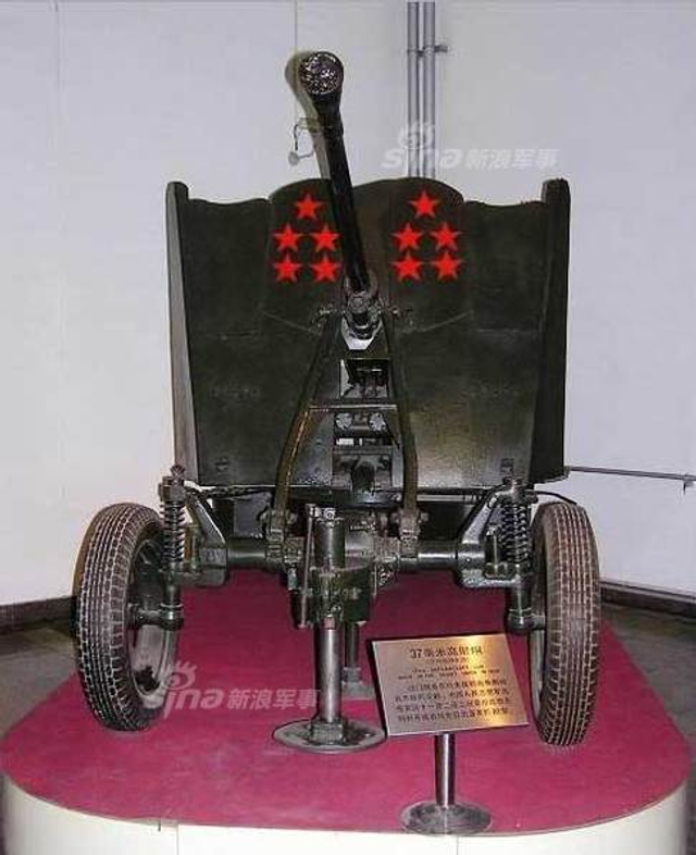 靠这些硬嗑美军！朝鲜战争初期志愿军的重武器