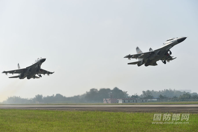 中国72架歼11BH战机部署海南：轮流上永兴岛