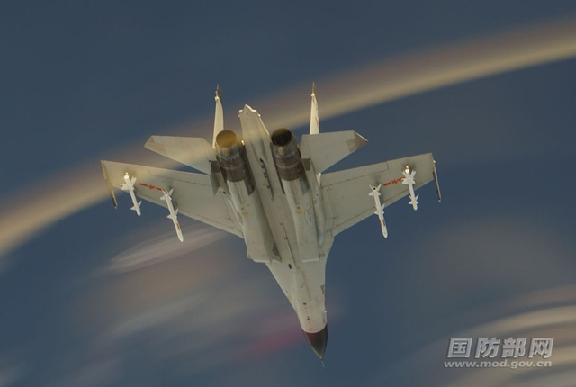 中国72架歼11BH战机部署海南：轮流上永兴岛